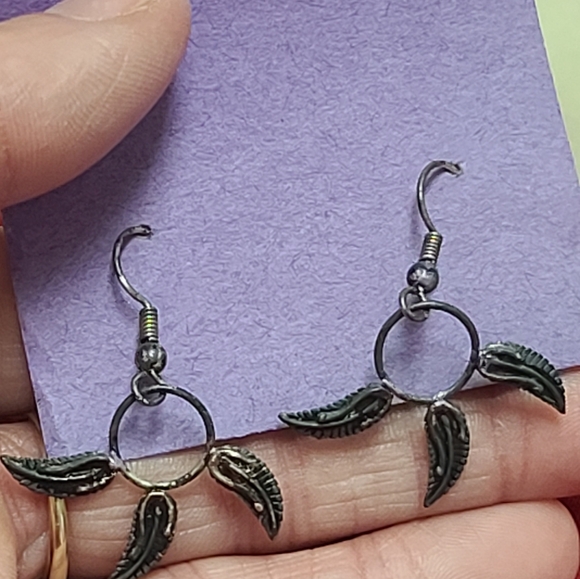 Feather Dream Catcher Silver Tone Leaf Dangle Earrings - Picture 2 of 5